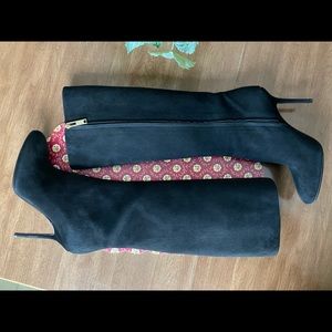 Burberry Suede Leather Calf Boots with Gold Accents, Italy 38.5